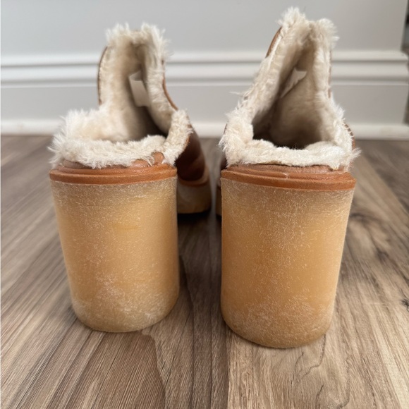 Free People James Cozy Mules Boho Lug Sole Leather EU 39/ US 8.5 - Picture 3 of 9